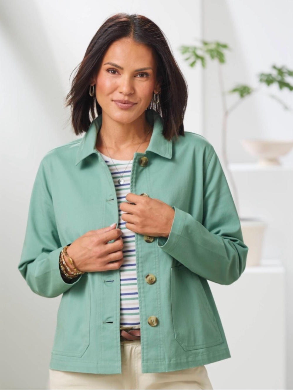 Northstyle NWT L Lightweight COMFY CUTE MELON GREEN Jacket